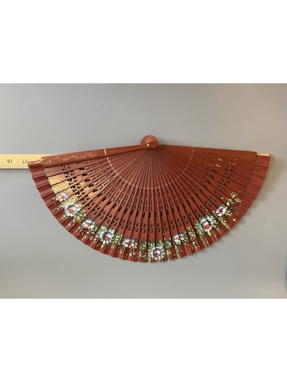Vintage Hand Painted Spanish Fan with Lacquered Wood Frame 17” Large Great Cond - Picture 10 of 14